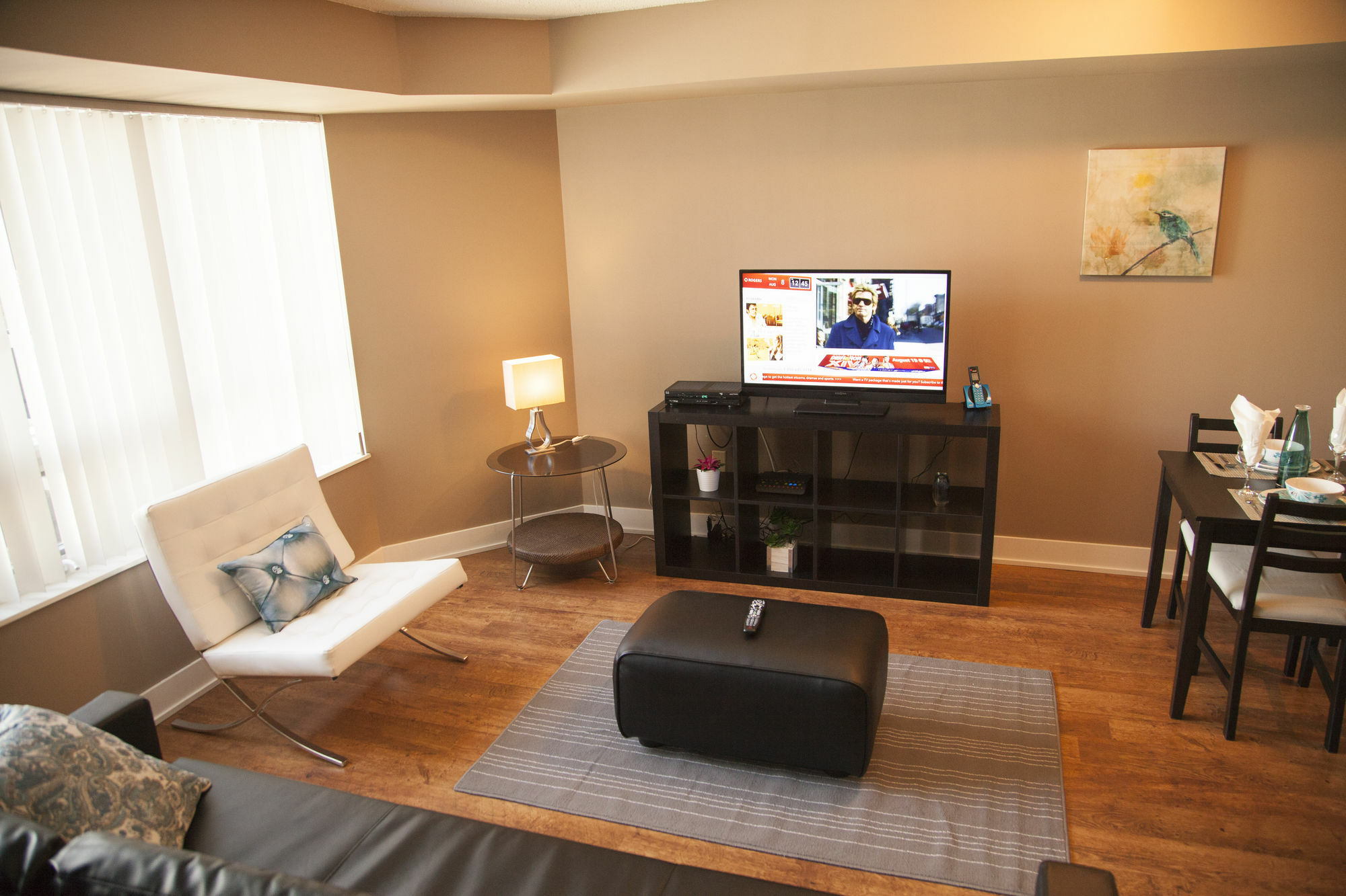 Red Maple Suites - Blue Jays Way Toronto Exterior photo